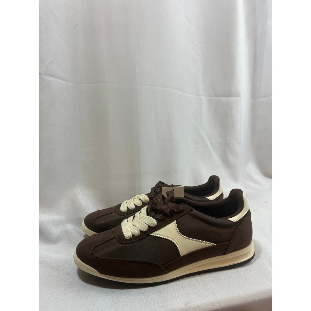 Universal Thread Women Brown Cream Jogger Sneakers Memory Foam 9.5 NEW